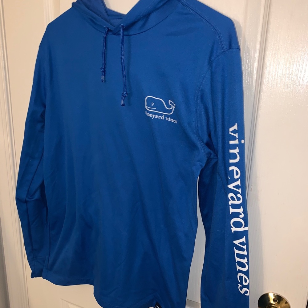 Vineyard vines light hoodie